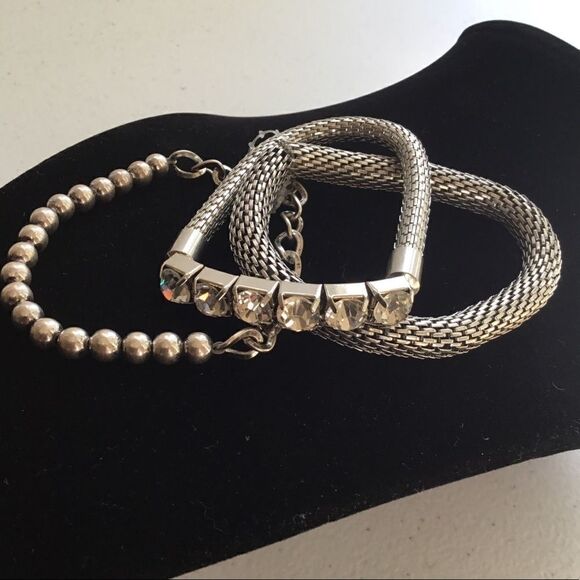 Silver Tone Stackable Bracelets (G1) - Picture 5 of 8